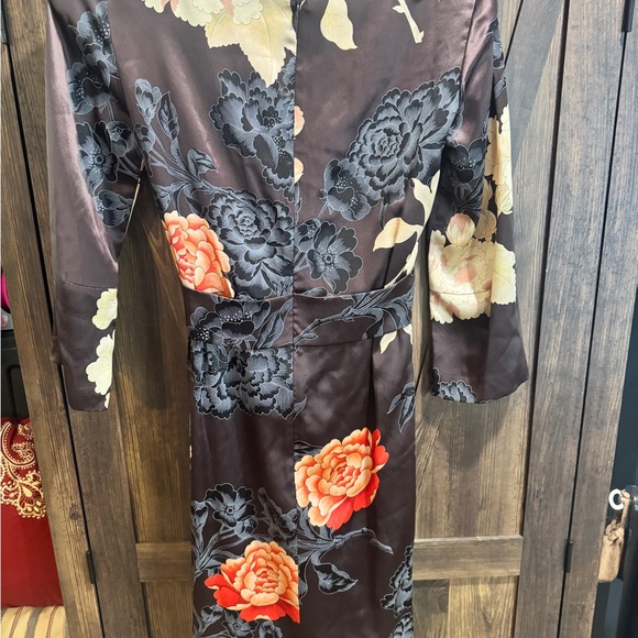 Hugo Boss Red and Cream Midi Wrap Dress - Picture 5 of 5